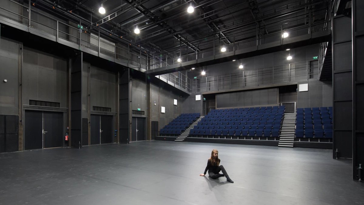 vitry-images-haut-de-page-mb16-1