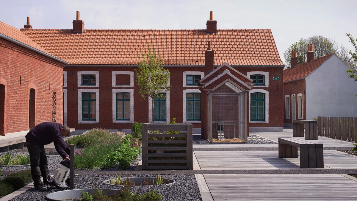 bruay-images-haut-de-page-mb16-1