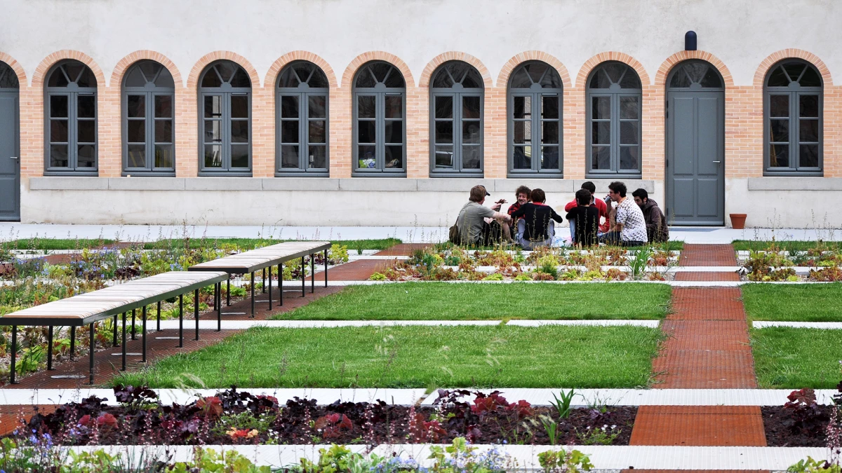 blv-images-haut-de-page-mb4-1