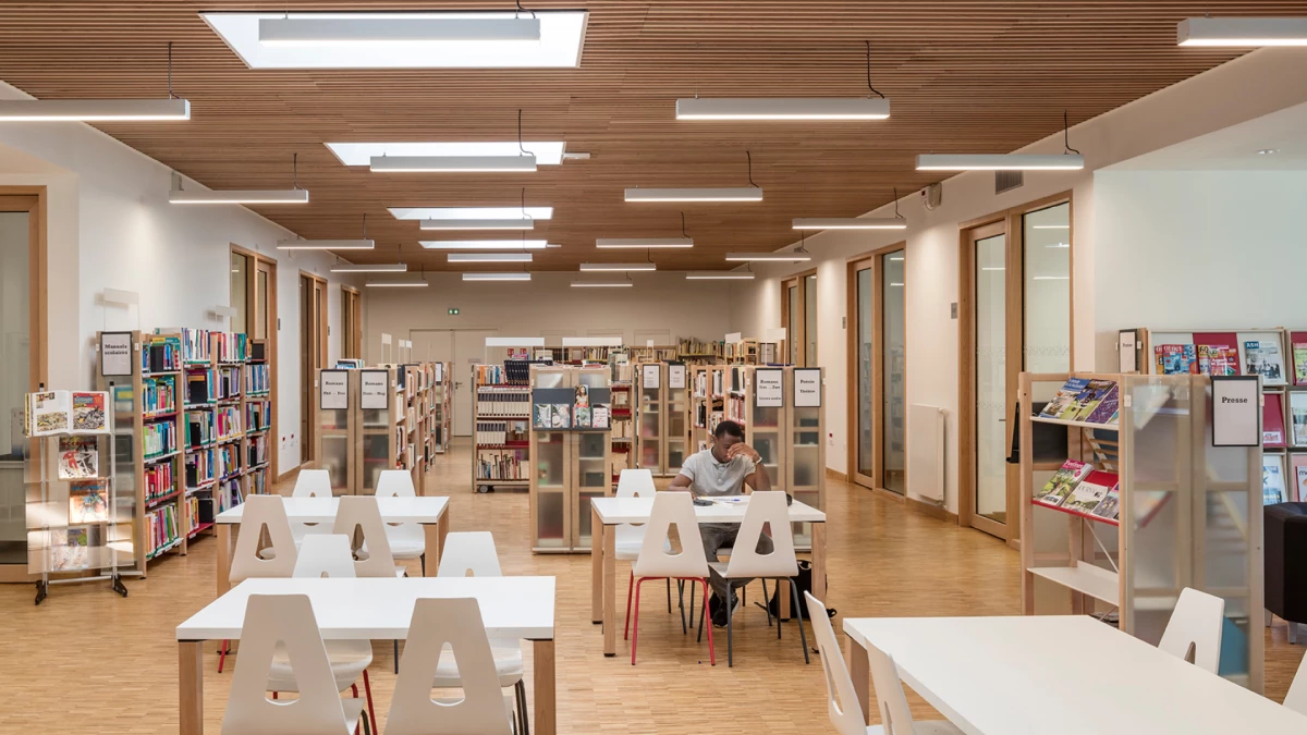 poquelin-images-haut-de-page-mb14-1