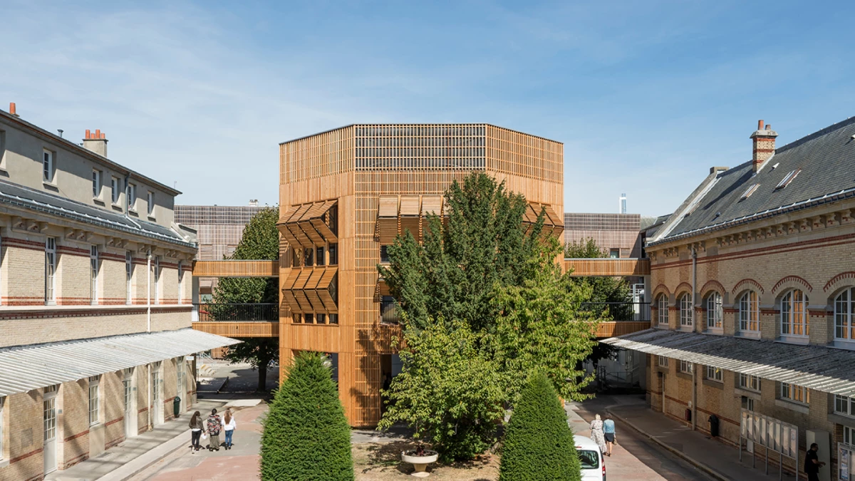 poquelin-images-haut-de-page-mb5-1