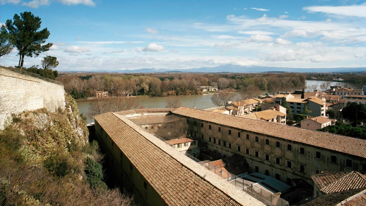 avignon-prison-images-haut-de-page-mb