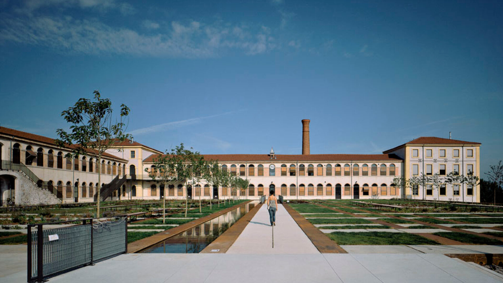  La cours des images, Bourg-Lès-Valence